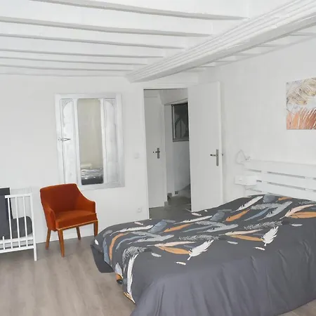 Feriehus Le Logis De La Charnie Confort Pour 14 Personnes A *