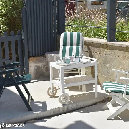 Le Logis De La Charnie Confort Pour 14 Personnes A Chemiré-en-Charnie