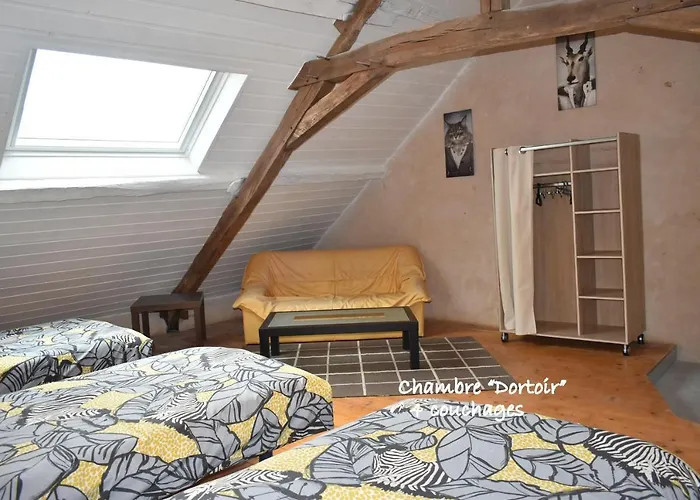 بيت للعطل Le Logis De La Charnie Confort Pour 14 Personnes A Chemiré-en-Charnie