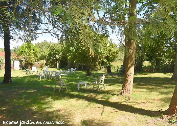 Le Logis De La Charnie Confort Pour 14 Personnes A *