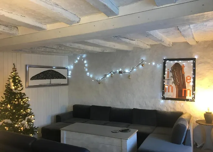 Le Logis De La Charnie Confort Pour 14 Personnes A Chemiré-en-Charnie